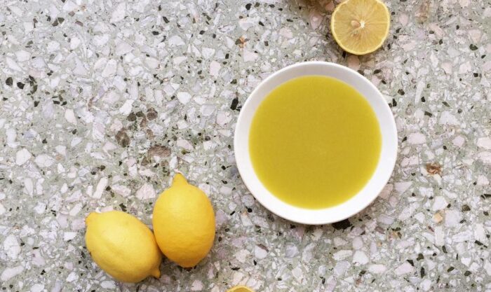 Lemon <i>&</i> Olive Oil Dressing (Ladolemono)