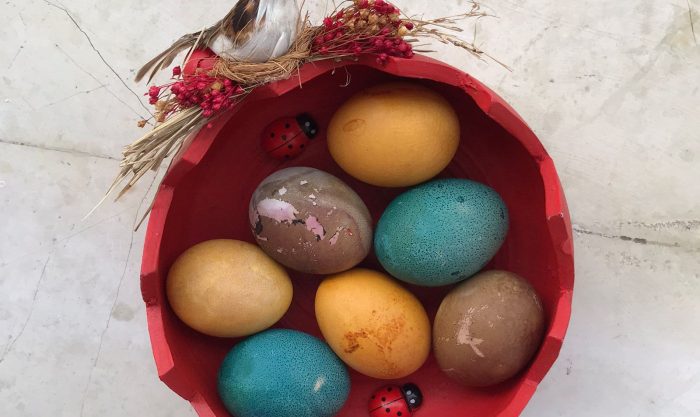 Zero Waste Easter Egg Dye